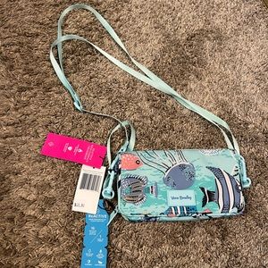 ReActive RFID Compact Crossbody